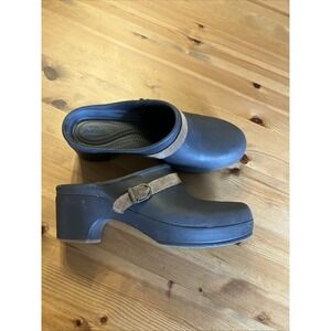 Women's Crocs Size 11 W Heel Clog